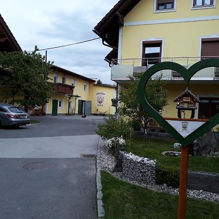 Obsthof Glueck Bed and Breakfast Gamlitz Buitenkant foto